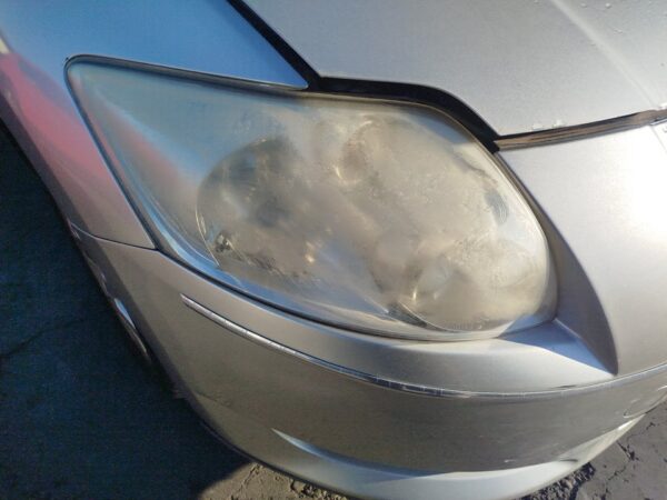 FARO DERECHO TOYOTA AURIS (E15)