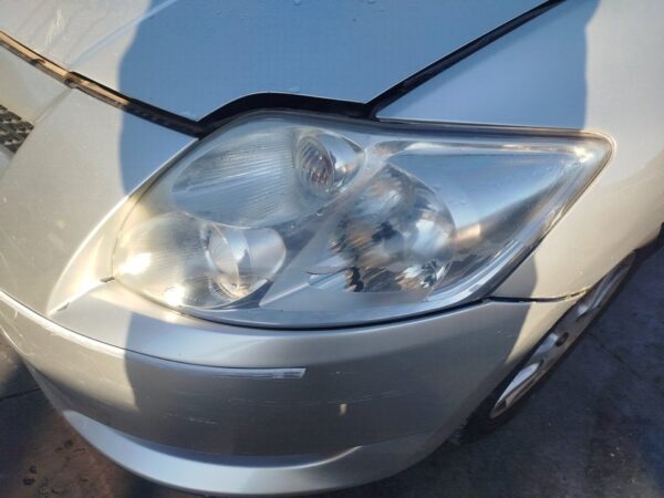 FARO IZQUIERDO TOYOTA AURIS (E15)