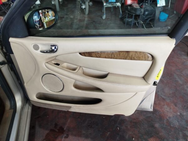 ELEVALUNAS DELANTERO DERECHO JAGUAR X-TYPE