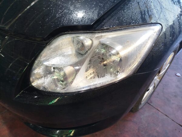 FARO IZQUIERDO TOYOTA AURIS (E15)