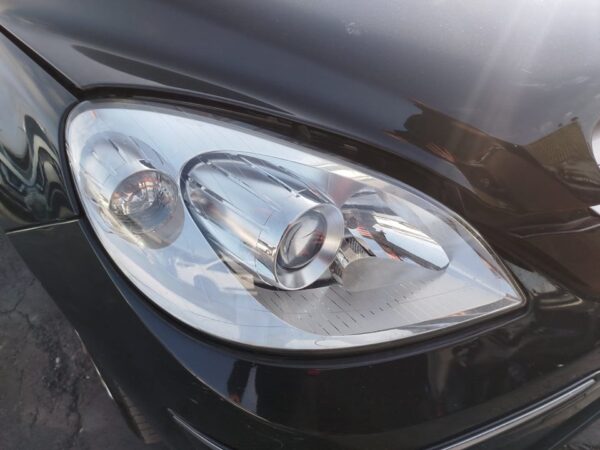 FARO DERECHO MERCEDES-BENZ CLASE B (BM 245)