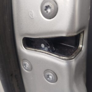 CERRADURA PUERTA DELANTERA IZQUIERDA TOYOTA COROLLA VERSO (R1)
