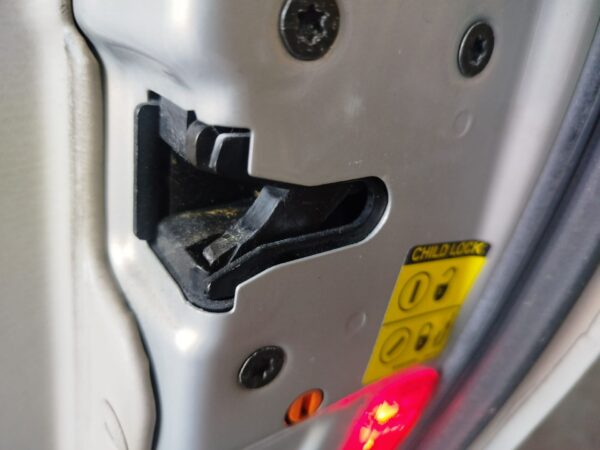 CERRADURA PUERTA DELANTERA DERECHA VOLVO S80 BERLINA