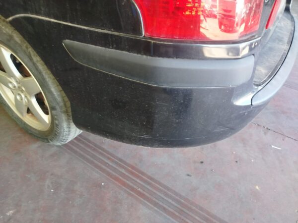 PARAGOLPES TRASERO PEUGEOT 407 SW