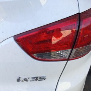 PILOTO TRASERO DERECHO INTERIOR HYUNDAI IX35 (EL/LM)