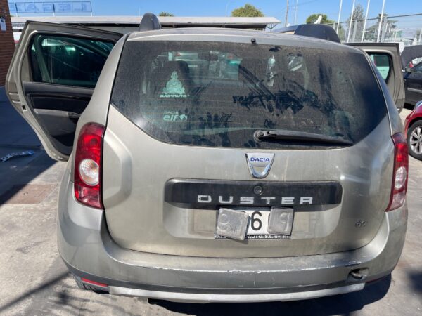 PORTON TRASERO DACIA DUSTER I