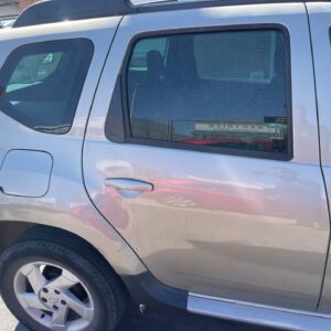 PUERTA TRASERA DERECHA DACIA DUSTER I