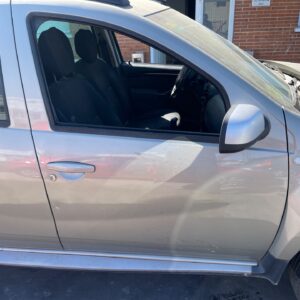 PUERTA DELANTERA DERECHA DACIA DUSTER I