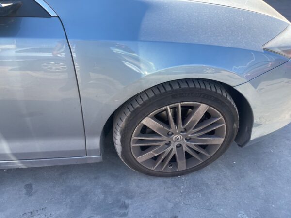 ALETA DELANTERA DERECHA RENAULT LAGUNA III COUPE