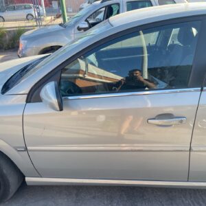 PUERTA DELANTERA IZQUIERDA OPEL VECTRA C BERLINA