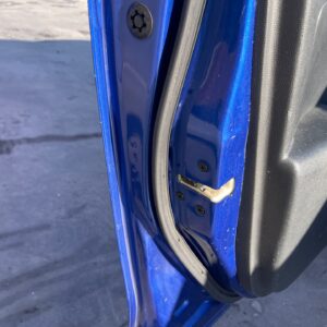 CERRADURA PUERTA DELANTERA IZQUIERDA MAZDA 2 BERLINA (DE)