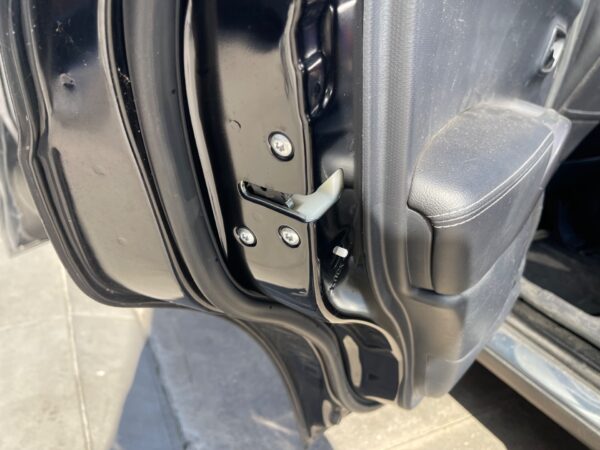 CERRADURA PUERTA TRASERA IZQUIERDA CITROEN C-CROSSER