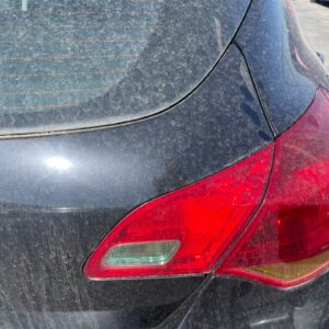 PILOTO TRASERO DERECHO INTERIOR OPEL ASTRA J BERLINA 5P
