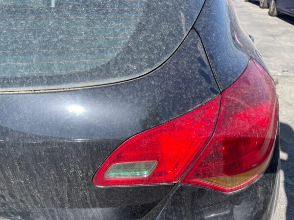 PILOTO TRASERO DERECHO INTERIOR OPEL ASTRA J BERLINA 5P