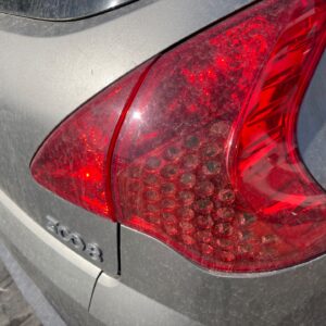 PILOTO TRASERO DERECHO PEUGEOT 3008