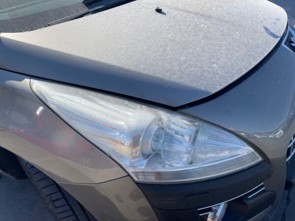 FARO DERECHO PEUGEOT 3008
