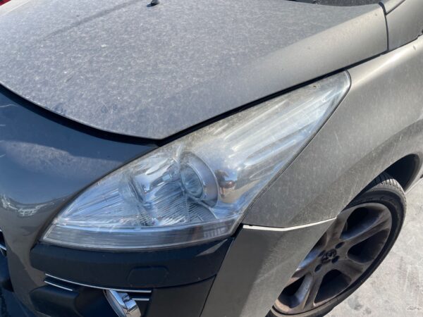 FARO IZQUIERDO PEUGEOT 3008
