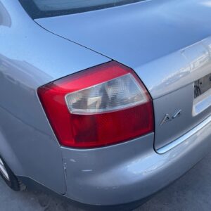 PILOTO TRASERO IZQUIERDO AUDI A4 BERLINA (8E)