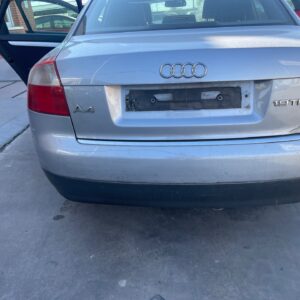 PARAGOLPES TRASERO AUDI A4 BERLINA (8E)
