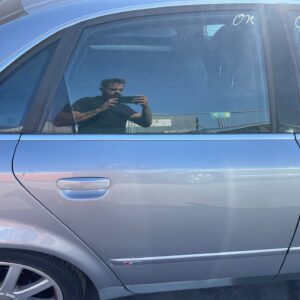 PUERTA TRASERA DERECHA AUDI A4 BERLINA (8E)