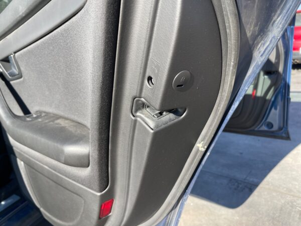 CERRADURA PUERTA TRASERA DERECHA AUDI A4 BERLINA (8E)