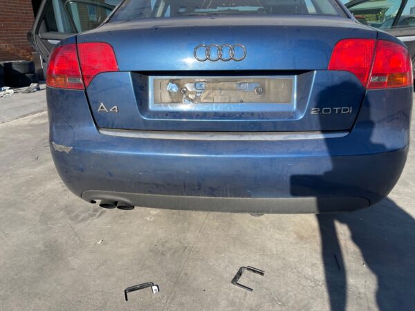 PARAGOLPES TRASERO AUDI A4 BERLINA (8E)