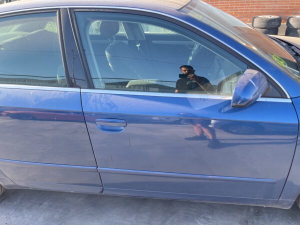 PUERTA DELANTERA DERECHA AUDI A4 BERLINA (8E)