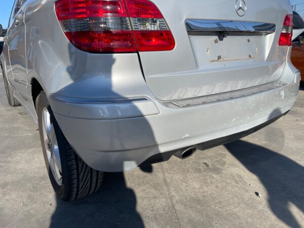 PARAGOLPES TRASERO MERCEDES-BENZ CLASE B (BM 245)