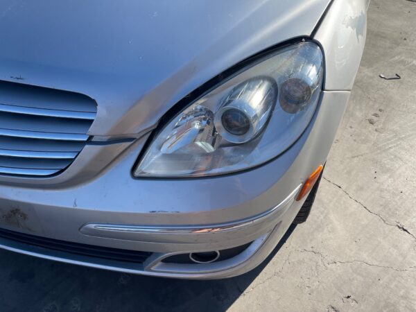 FARO IZQUIERDO MERCEDES-BENZ CLASE B (BM 245)