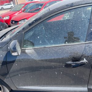 PUERTA DELANTERA IZQUIERDA RENAULT MEGANE III BERLINA 5P