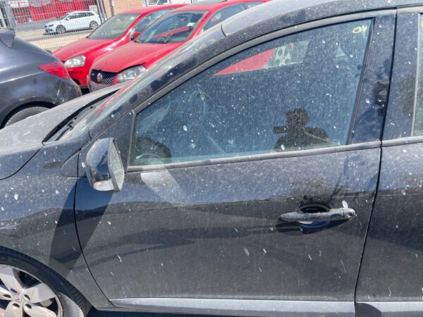 PUERTA DELANTERA IZQUIERDA RENAULT MEGANE III BERLINA 5P