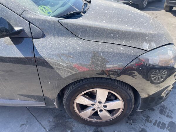 ALETA DELANTERA DERECHA RENAULT MEGANE III BERLINA 5P