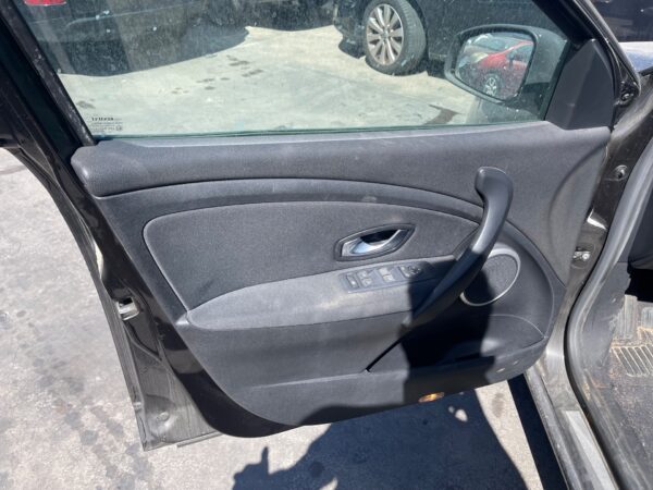 ELEVALUNAS DELANTERO IZQUIERDO RENAULT MEGANE III BERLINA 5P