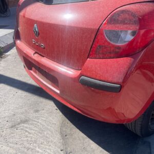 PARAGOLPES TRASERO RENAULT CLIO III