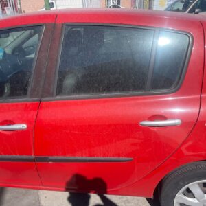 PUERTA TRASERA IZQUIERDA RENAULT CLIO III