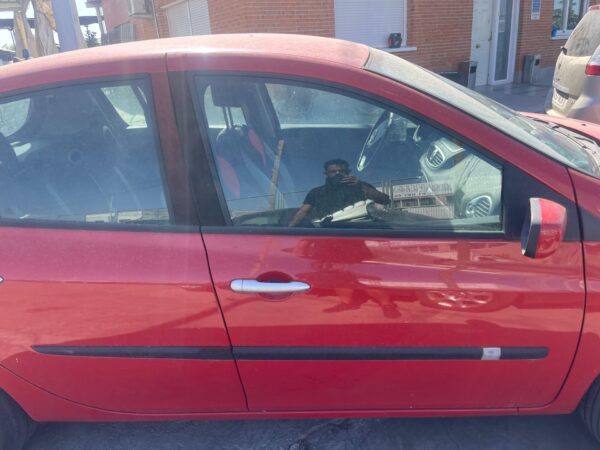PUERTA DELANTERA DERECHA RENAULT CLIO III