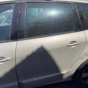 PUERTA TRASERA IZQUIERDA RENAULT SCENIC III (JZ)