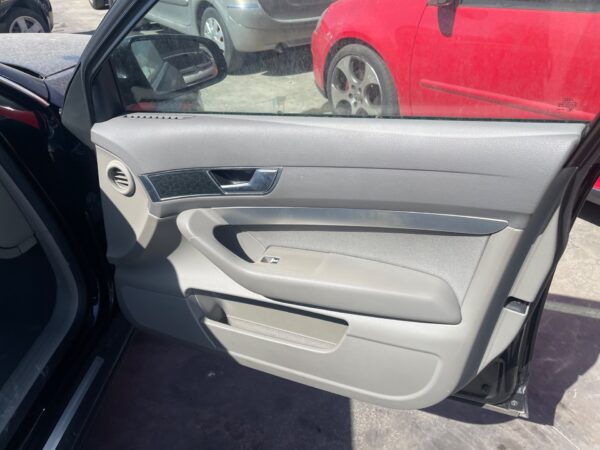 ELEVALUNAS DELANTERO IZQUIERDO AUDI A6 BERLINA (4F2)
