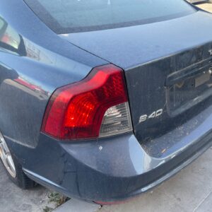 PILOTO TRASERO IZQUIERDO VOLVO S40 BERLINA
