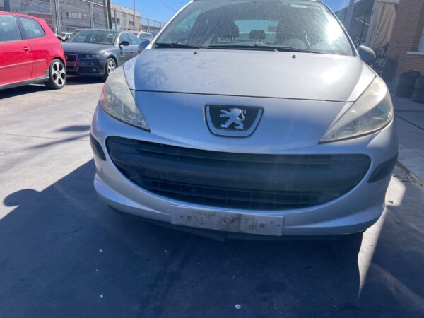 PARAGOLPES DELANTERO PEUGEOT 207
