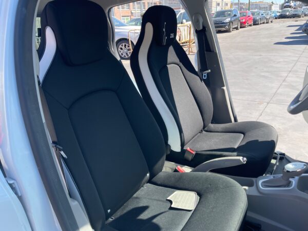 JUEGO ASIENTOS COMPLETO RENAULT ZOE