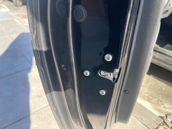 CERRADURA PUERTA DELANTERA IZQUIERDA OPEL CORSA D