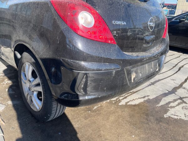 PARAGOLPES TRASERO OPEL CORSA D