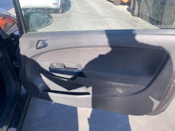 ELEVALUNAS DELANTERO DERECHO OPEL CORSA D