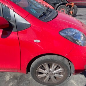 ALETA DELANTERA DERECHA TOYOTA YARIS (KSP9/SCP9/NLP9)