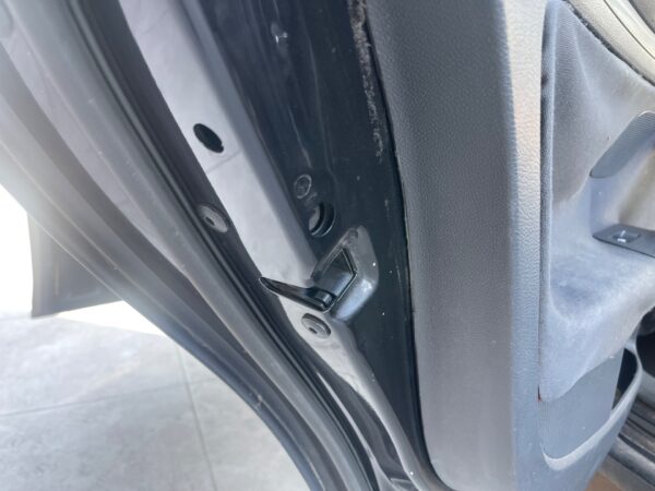 CERRADURA PUERTA TRASERA IZQUIERDA VOLKSWAGEN GOLF V VARIANT (1K5)