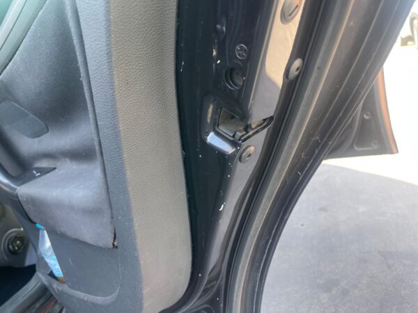 CERRADURA PUERTA TRASERA DERECHA VOLKSWAGEN GOLF V VARIANT (1K5)
