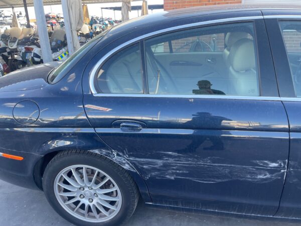 PUERTA TRASERA DERECHA JAGUAR S-TYPE