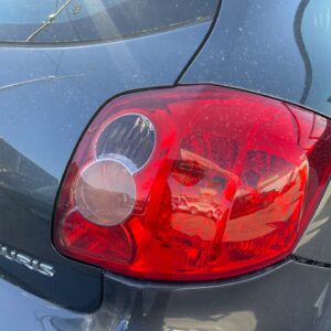 PILOTO TRASERO DERECHO TOYOTA AURIS (E15)