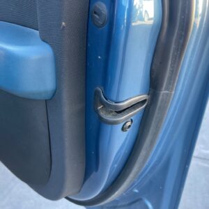 CERRADURA PUERTA DELANTERA DERECHA AUDI A2 (8Z)
